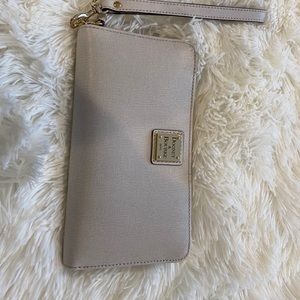 Dooney & Bourke Saffiano Large Zip Around Wristlet